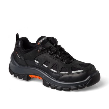 ZAPATILLA LANDER  BLACK - ULTRA PREMIUN TALLE 38 - C/ PUNTERA FUNCIONA