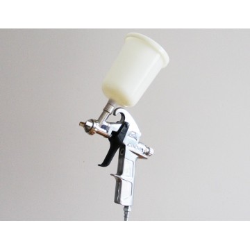PISTOLA PARA PINTAR SUCCION A GRAVEDAD BAJA PRESION PICO 1.2 MM TAZA 4