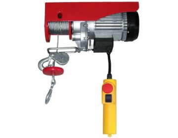 GUINCHE ELEVADOR 12 MTS DE ALZADA 125/250 KG FEMA