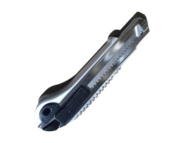 CUTTER METALICO RETRACTIL 18MM FMT