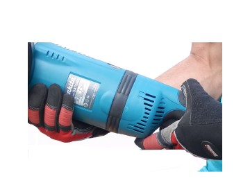 AMOLADORA ANGULAR GA7040S Ø 7 - 2600W MAKITA
