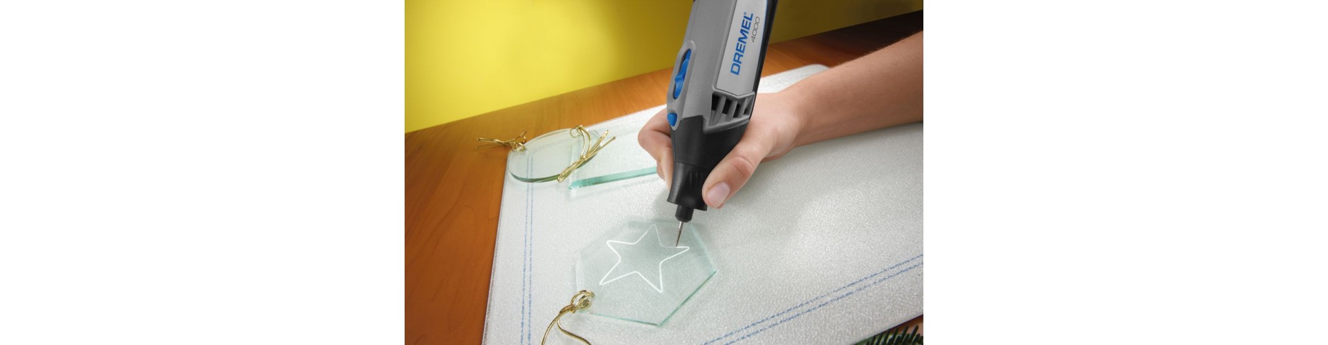 TORNO MULTIPRO - M-4000 - 26 ACC. - DREMEL
