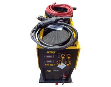 SOLDADORA - MIG INVERTER - 250 AMP - 380V - FMT